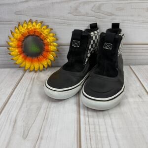 vans slip on MTE kids boots 1.5Y